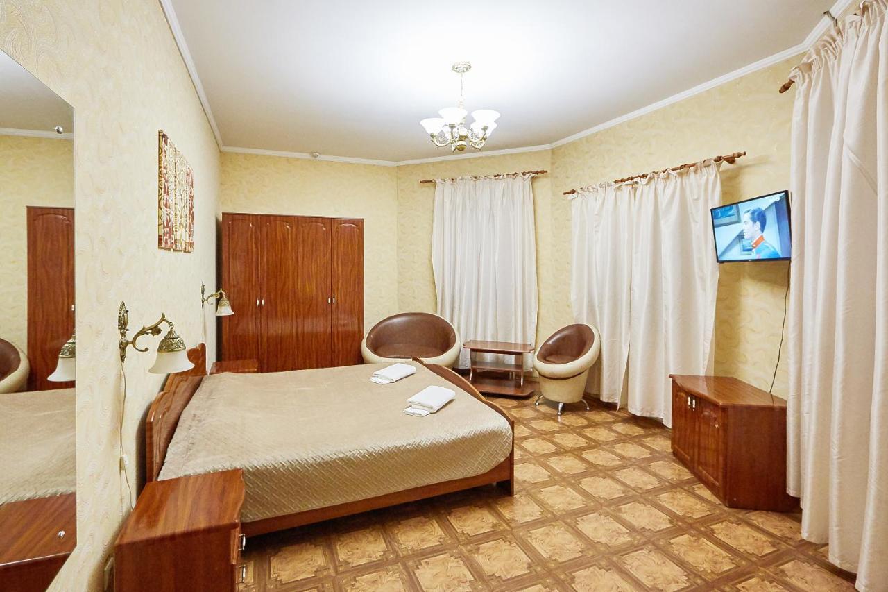 Hotel Barbaris Kiev Dış mekan fotoğraf